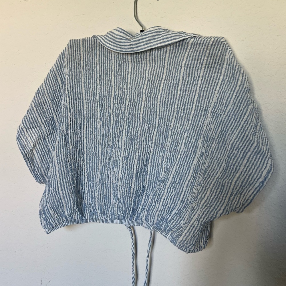 Zara Crop Top Collared Drawstring Button Down Dro… - image 2